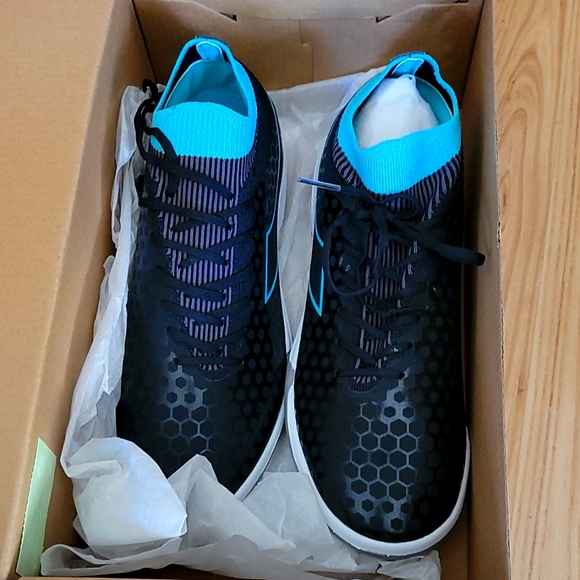 DIADORA PRIMO WOMEN'S SOCCER SHOE - Picture 1 of 5